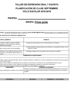 La imagen muestra un documento de planificación de aula en español titulado 