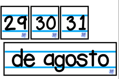 Los números 29, 30 y 31 se muestran en recuadros individuales que imitan una página del cuaderno Fecha Flip edición. Debajo de estos números se encuentra la frase "de agosto" escrita en una fuente estilizada. El diseño presenta una estética limpia con un fondo blanco, enfatizado por contornos negros y líneas horizontales azules.