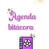 Oración con nombre del producto: Imagen que muestra el título "AGENDA-BITÁCORA" en letra cursiva de color violeta suave, decorada con gráficos de estrellas. A continuación se muestra un gráfico de un cuaderno con una cubierta morada que presenta un diseño de brújula.