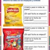 Dos paquetes de aperitivos, uno amarillo con la etiqueta 