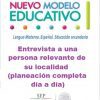 Afiche promocional de "Entrevista a una persona relevante de su localidad" con texto y puntos coloridos, con énfasis en la integración de la lengua materna español y la educación secundaria, y una mención de una entrevista con un local relevante.