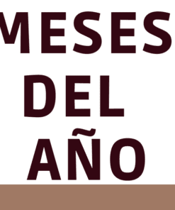 Fondo blanco con cortinas rojas y estrellas amarillas a los lados. Un gran texto en negrita en español dice "MESES DEL AÑO". En la esquina inferior derecha aparece un pequeño logotipo circular con el dibujo de una persona y texto.