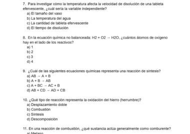 Un cuestionario de ciencias de opción múltiple en español con preguntas sobre reacciones químicas, velocidad de disolución y combustión, numeradas del 7 al 11. Cada pregunta tiene cuatro opciones de respuesta etiquetadas de la a) a la d).