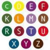La imagen muestra las letras del alfabeto español, incluida la letra "Ñ", cada una dentro de un círculo de color. Los círculos están organizados en orden alfabético de la A a la Z. Cada círculo es de un color diferente, creando un Muestreos para Primero de primaria vibrante y colorido de tonos.