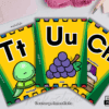 Tres coloridas tarjetas educativas muestran las letras "Tt" con una tortuga, "Uu" con uvas y "Ch" con chocolate. Cada tarjeta presenta una ilustración y la palabra en español correspondiente debajo de la letra.