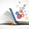Una computadora portátil abierta, que recuerda a un libro abierto, muestra íconos que representan la química, la literatura y más, simbolizando la fusión de la educación tradicional y el aprendizaje digital. Esta escena marca una nueva fase 3 en la evolución educativa donde **contenidos nacionales, locales y proyecto de segundo grado** se integran perfectamente con los estudios clásicos.
