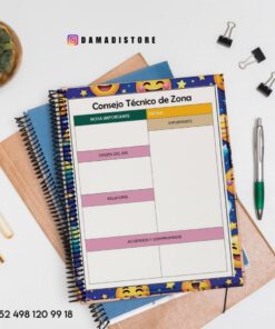 Encima de dos cuadernos de espiral, un bolígrafo, un lápiz, clips de carpeta y una pequeña planta sobre una superficie blanca, hay un bloc de notas de colores titulado 