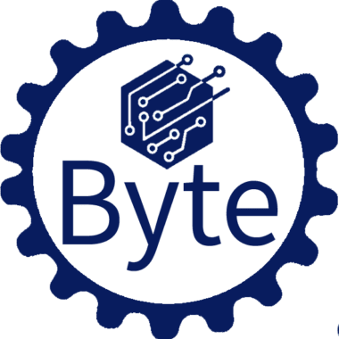 Un engranaje azul oscuro contornea un círculo blanco que contiene un hexágono estilizado con líneas de circuito sobre la palabra "Byte" en letras azules negritas.