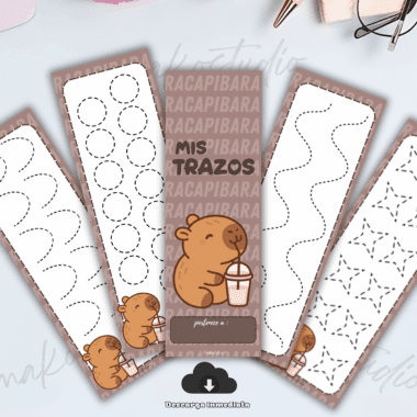 Cuatro marcapáginas con ilustraciones de carpinchos y trazos de preescritura de diversas formas y dibujos sobre un fondo claro. En el marcapáginas central se lee "MIS TRAZOS" con un simpático carpincho sosteniendo una bebida.