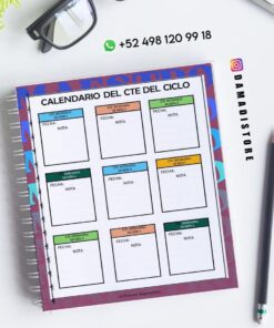 Un cuaderno de espiral abierto a una página de planificación impresa 