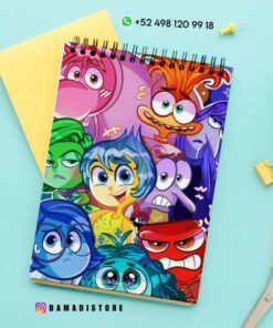 Un cuaderno encuadernado en espiral con personajes de la película animada 