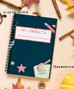 Un cuaderno de espiral con tapa oscura con la leyenda 