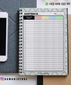 Un cuaderno de espiral abierto con una hoja de asistencia titulada 
