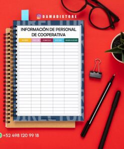 Un cuaderno y un portapapeles con un formulario impreso titulado 